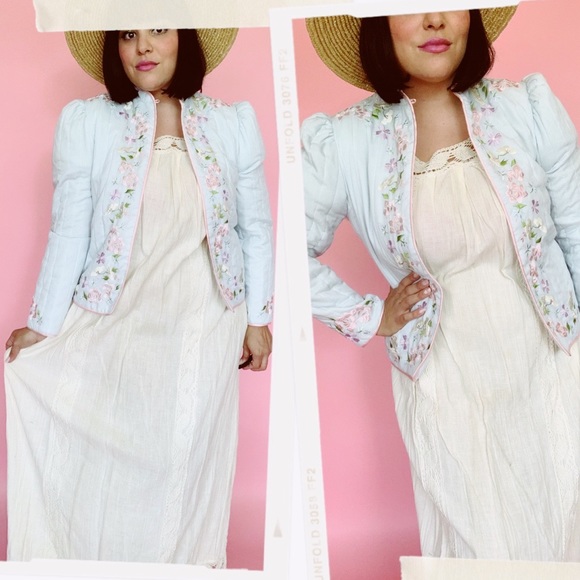 Vintage Jackets & Blazers - Vtg 70s Quilted Floral embroidered Jacket S M